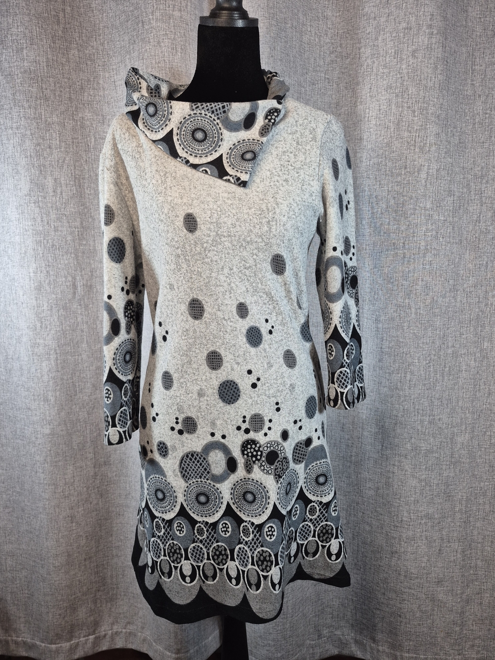 Funky People Gray Cowl Neck Tunic Dress Geometric Circle Print 3/4 Sleeve Size M